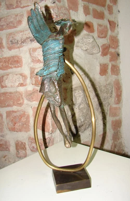8 — Janusz Wątor